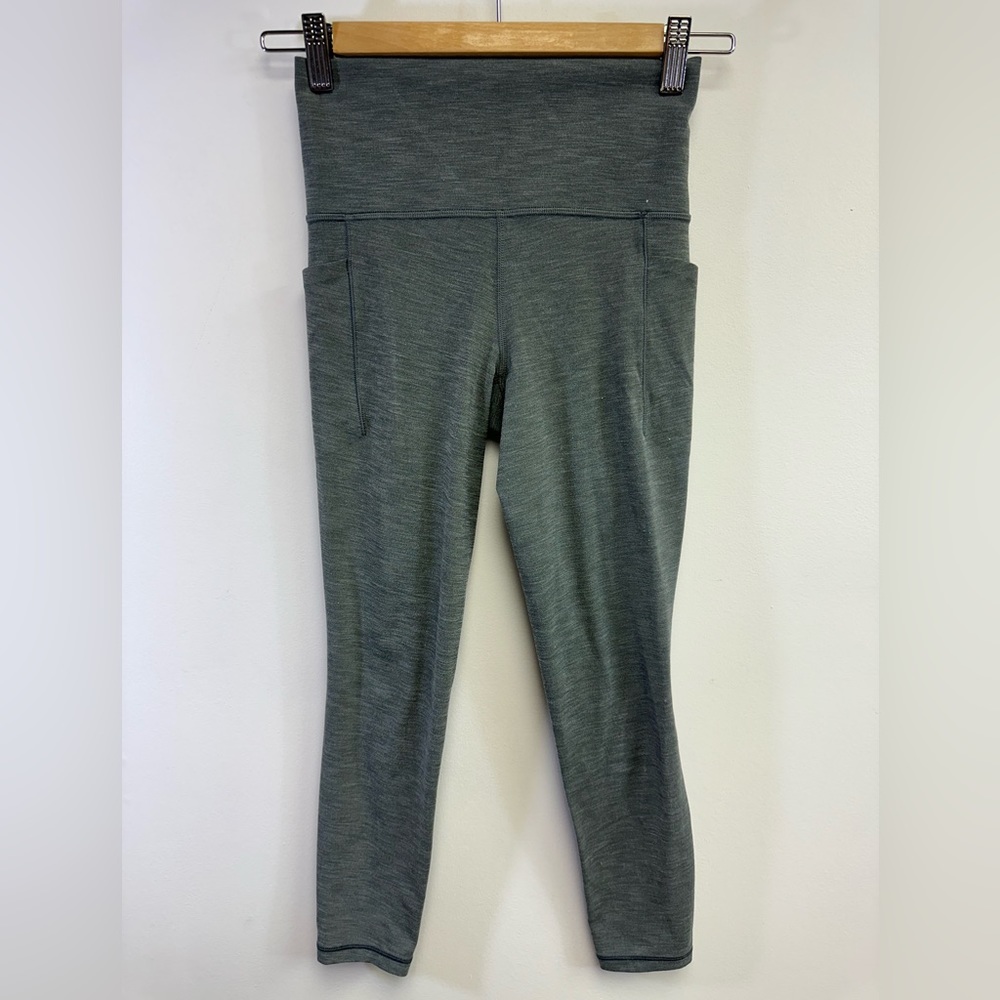 ATHLETA Salutation Stash Pocket II 7/8 Tight Green Heather Size XS